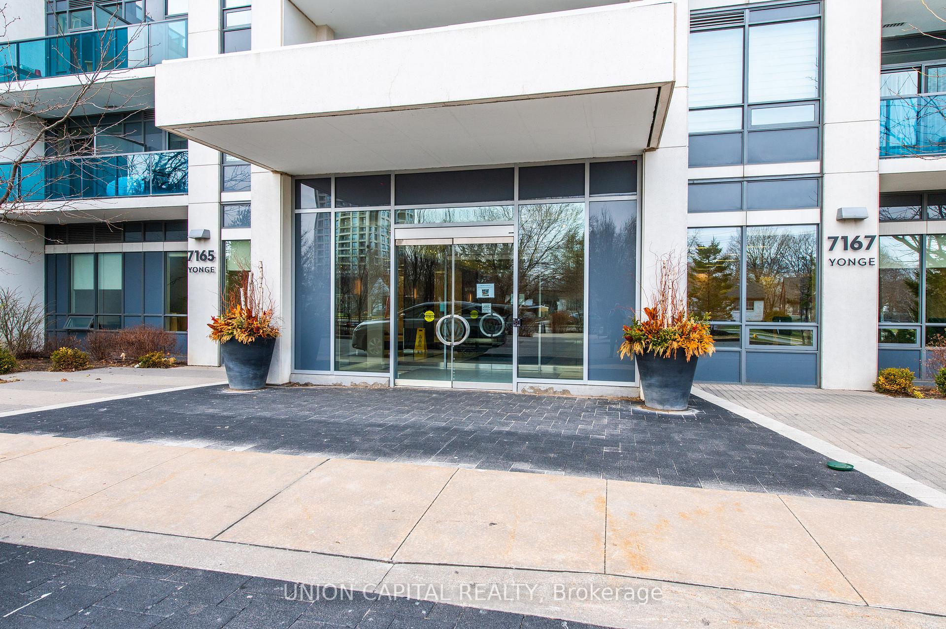 Photo 3 of Unit 1008, 7165 Yonge Street, Markham, Thornhill — HOMEH