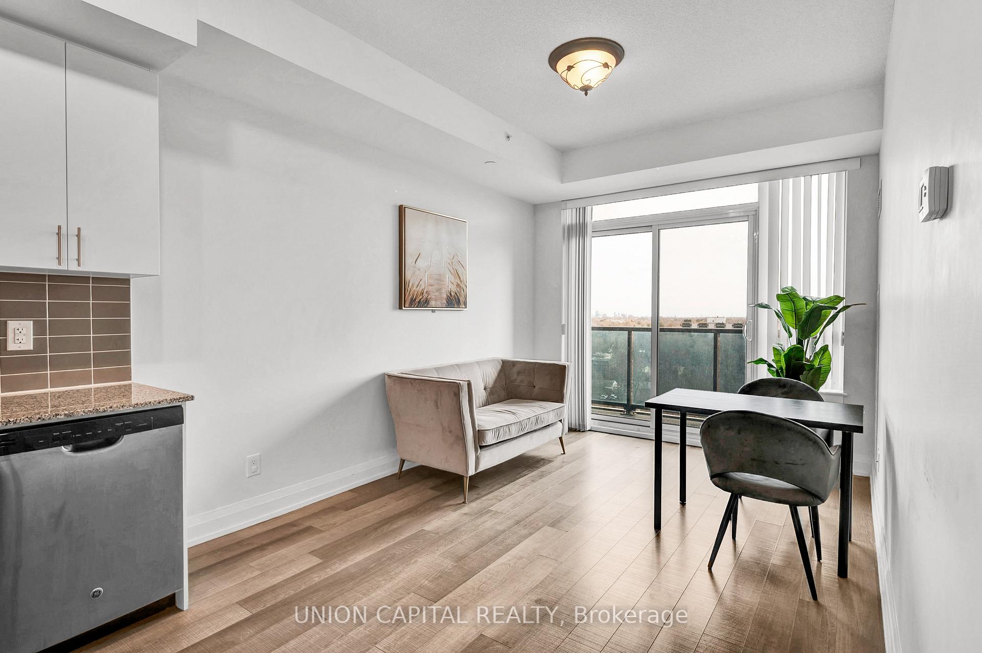 Photo 11 of Unit 1008, 7165 Yonge Street, Markham, Thornhill — HOMEH