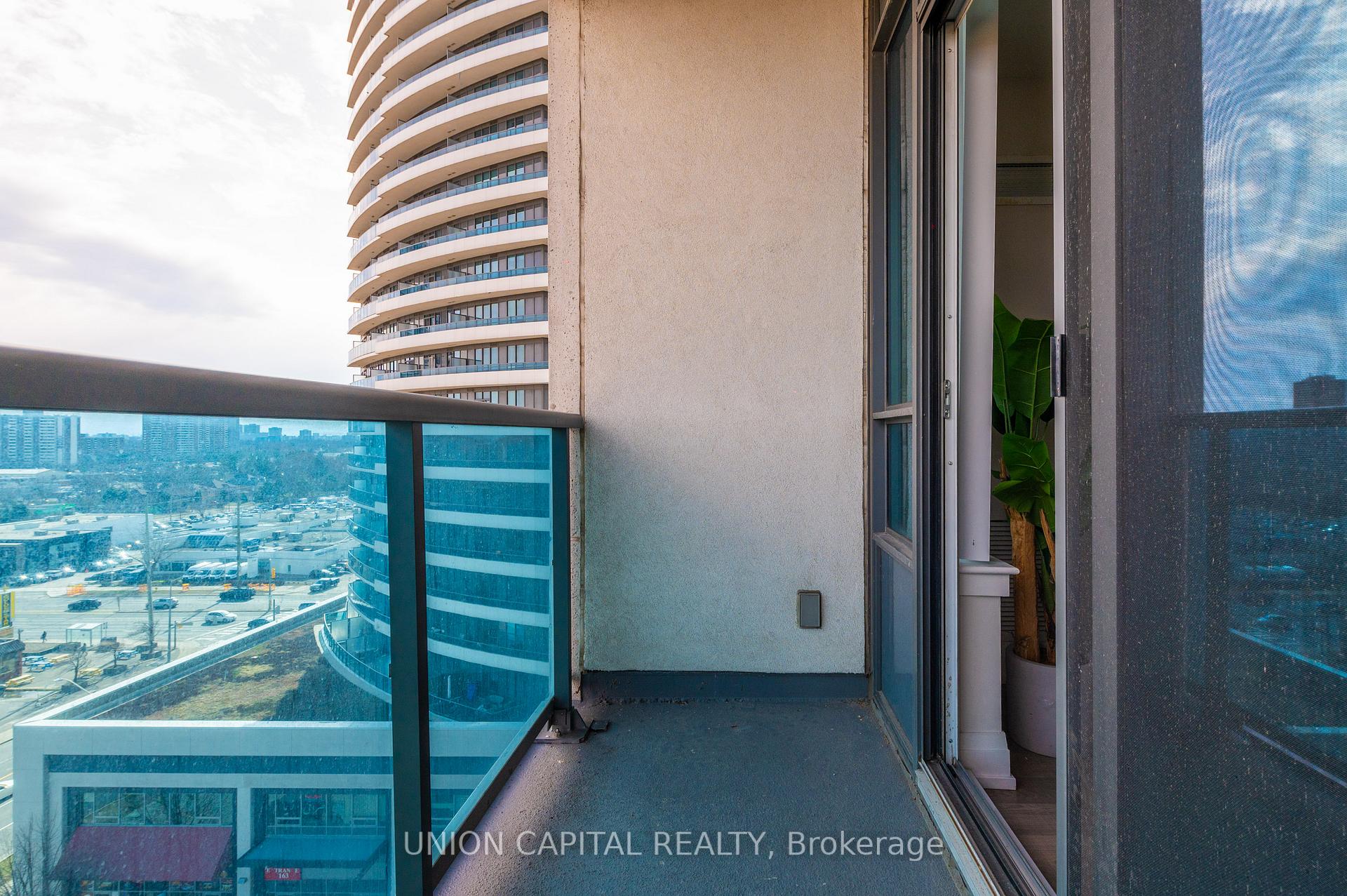 Photo 19 of Unit 1008, 7165 Yonge Street, Markham, Thornhill — HOMEH