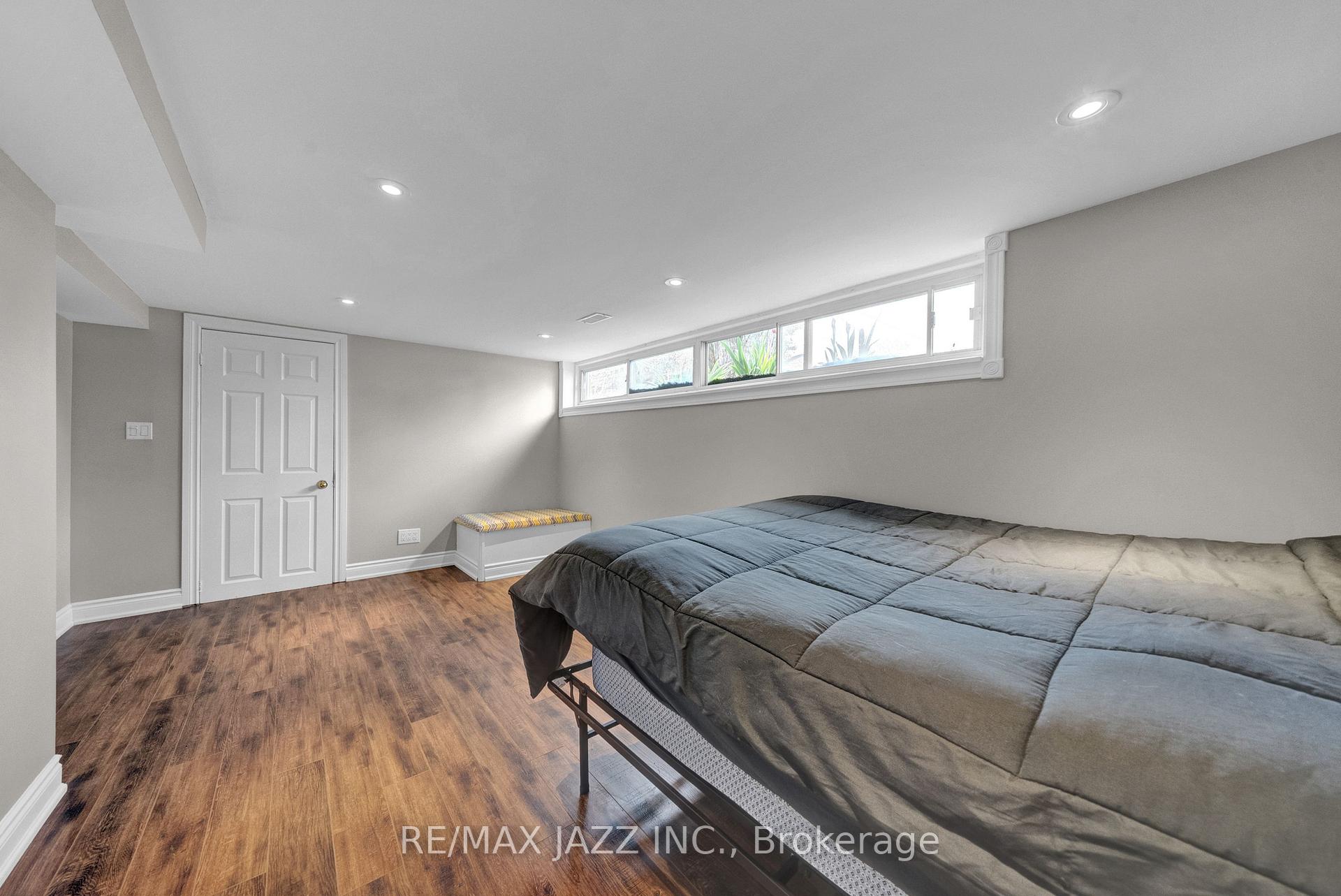 Photo 39 of 1003 Centre Street N, Whitby, Williamsburg — HOMEH
