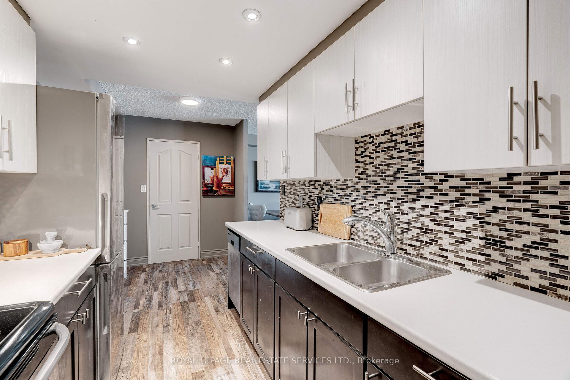 Photo 30 of Unit 808, 120 Duke Street, Hamilton, Durand — HOMEH