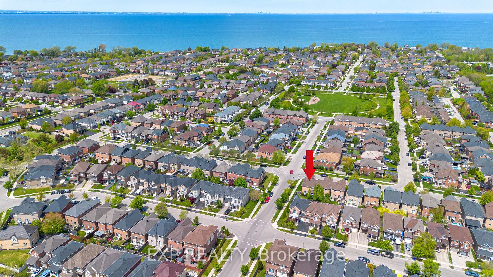 Photo 42 of 6 Greenstem Crescent, Hamilton, Winona Park — HOMEH