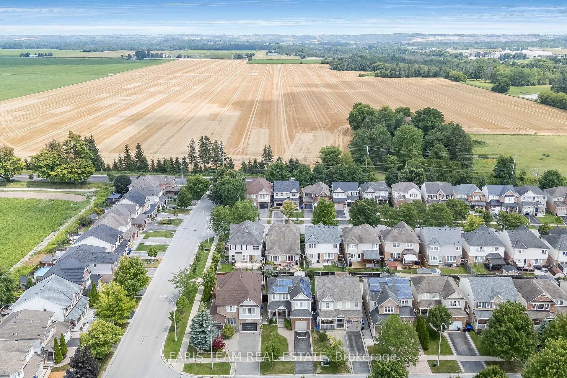 Photo 8 of 4 Callander Crescent, New Tecumseth, Alliston — HOMEH