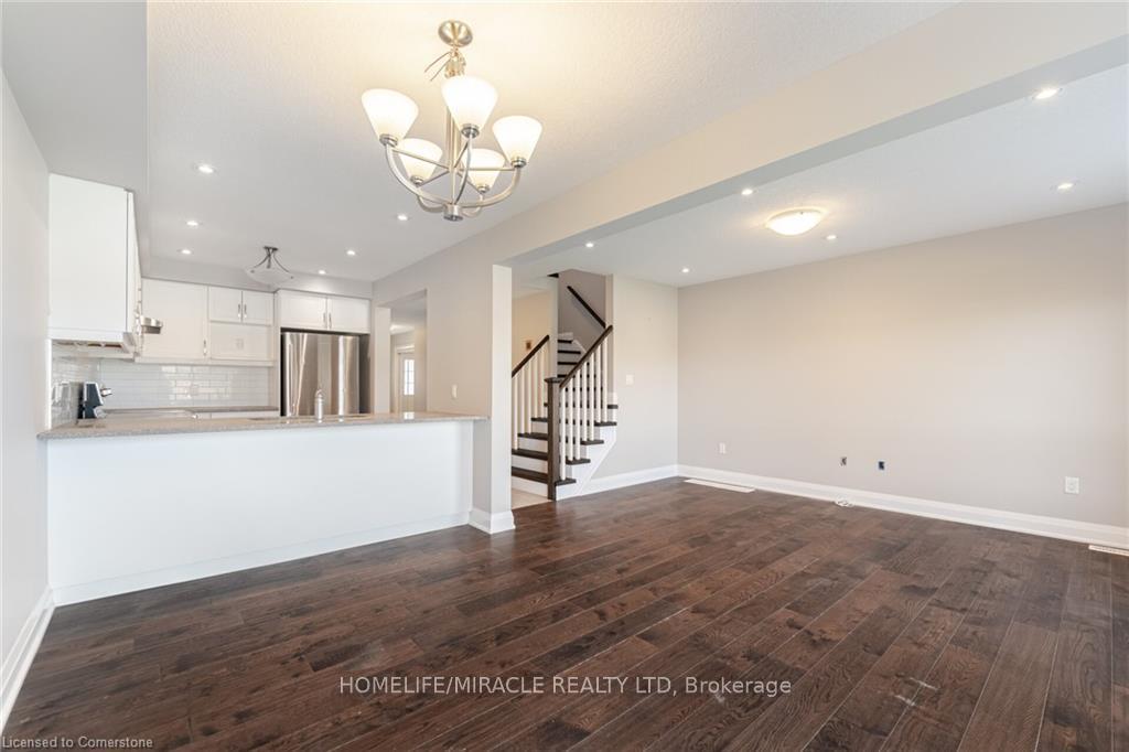 Photo 12 of 14 Newstead Road, Brant, Paris — HOMEH