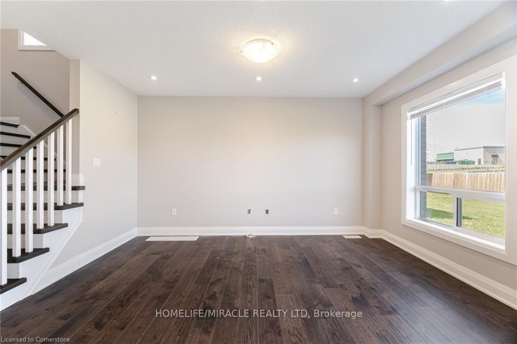 Photo 13 of 14 Newstead Road, Brant, Paris — HOMEH