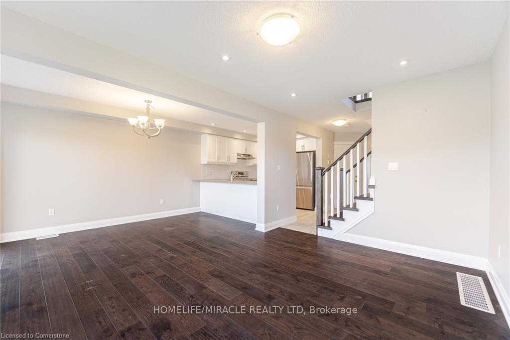 Photo 15 of 14 Newstead Road, Brant, Paris — HOMEH