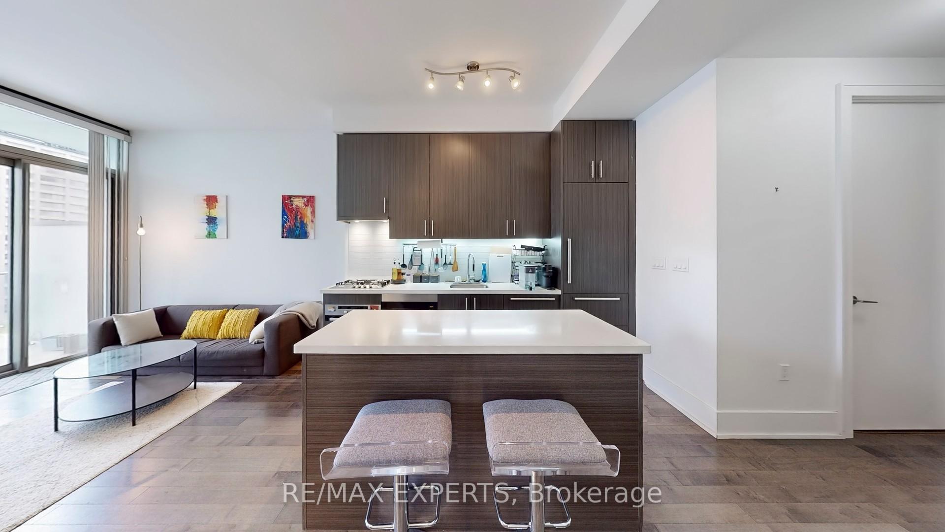 Photo 9 of Unit 934, 39 Queens Quay E, Toronto, Waterfront Communities — HOMEH