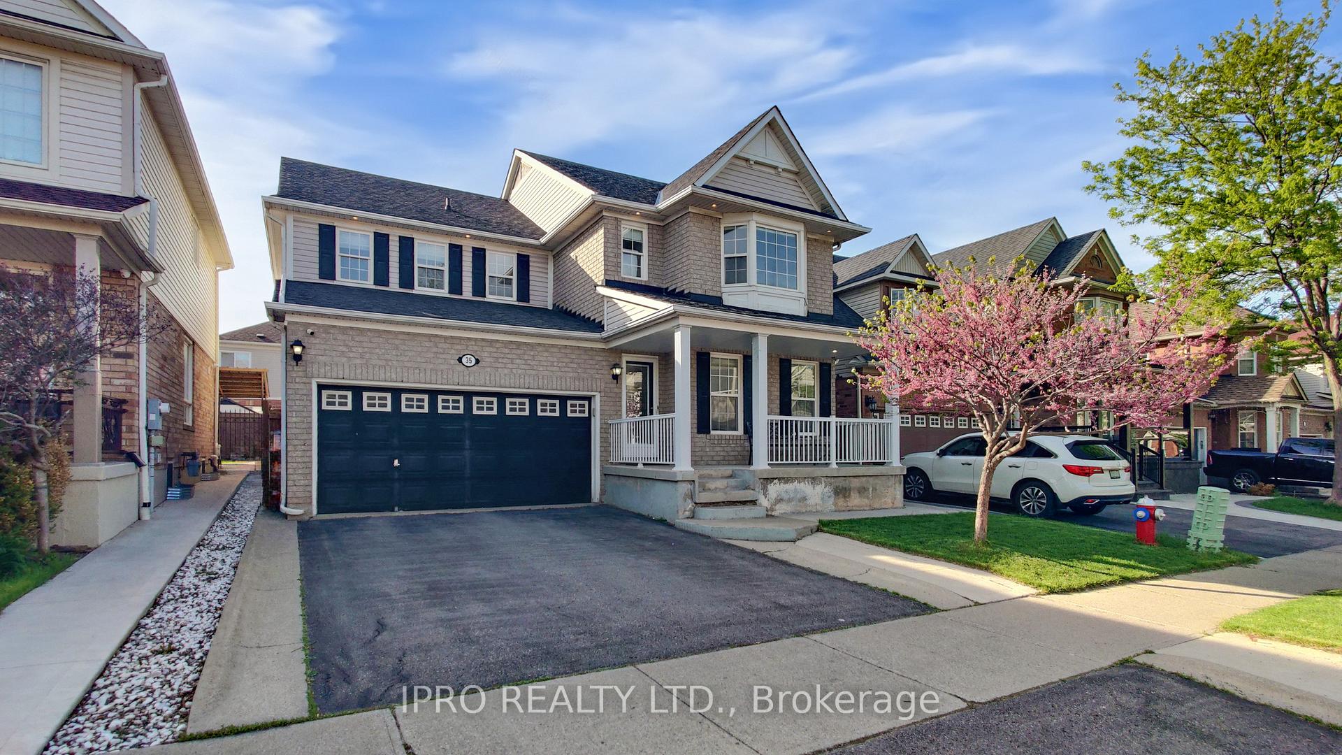 Photo 1 of 35 Redcastle Street, Brampton, Fletcher's Meadow — HOMEH