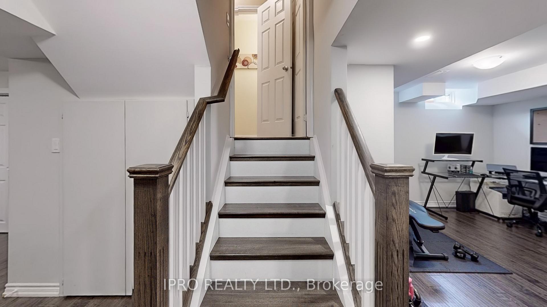 Photo 31 of 35 Redcastle Street, Brampton, Fletcher's Meadow — HOMEH