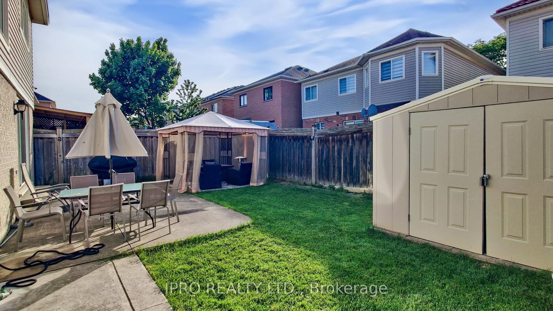 Photo 32 of 35 Redcastle Street, Brampton, Fletcher's Meadow — HOMEH