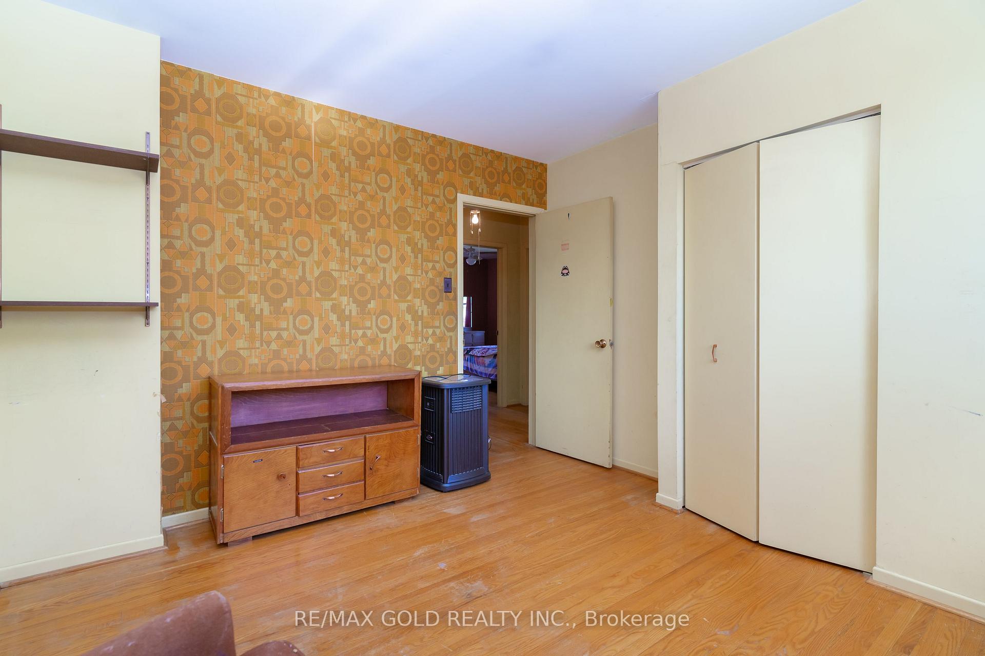 Photo 41 of 22 Dalraith Crescent, Brampton, Southgate — HOMEH