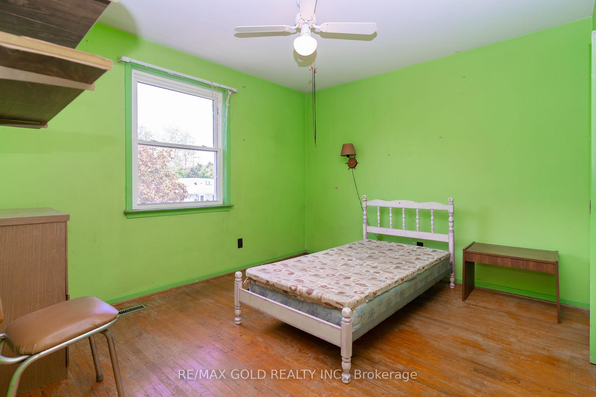 Photo 43 of 22 Dalraith Crescent, Brampton, Southgate — HOMEH