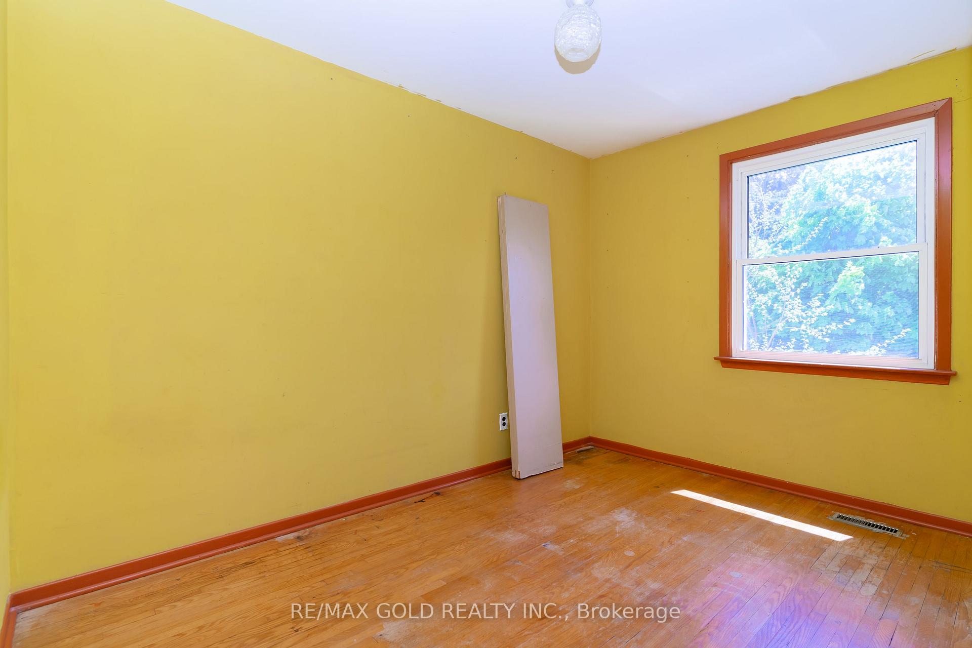 Photo 65 of 22 Dalraith Crescent, Brampton, Southgate — HOMEH