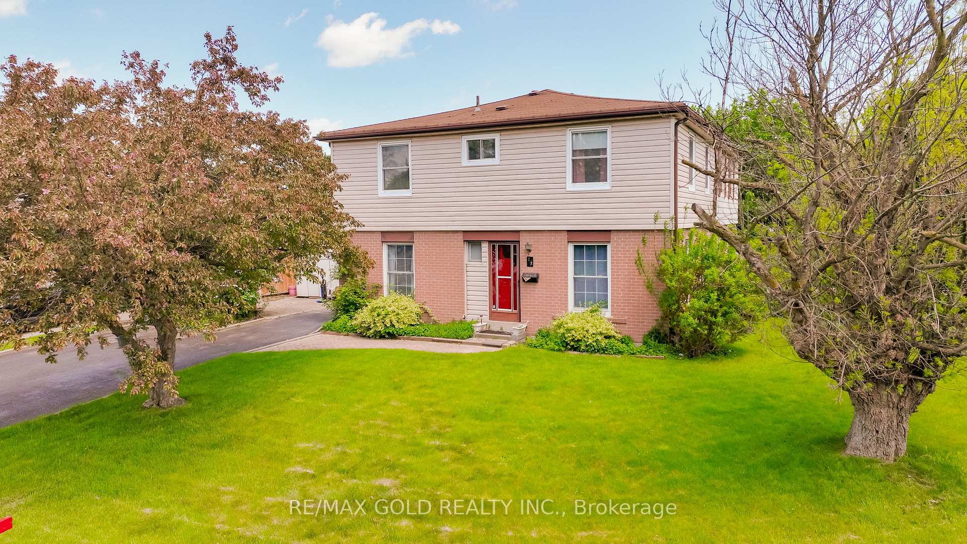 Photo 74 of 22 Dalraith Crescent, Brampton, Southgate — HOMEH