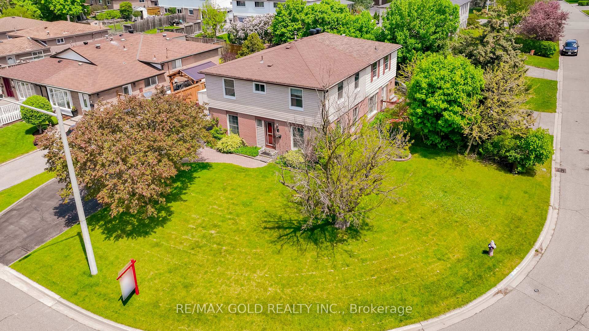 Photo 75 of 22 Dalraith Crescent, Brampton, Southgate — HOMEH