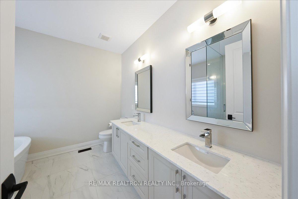 Photo 29 of 7 Maple Fields Circle, Aurora, Aurora Estates — HOMEH
