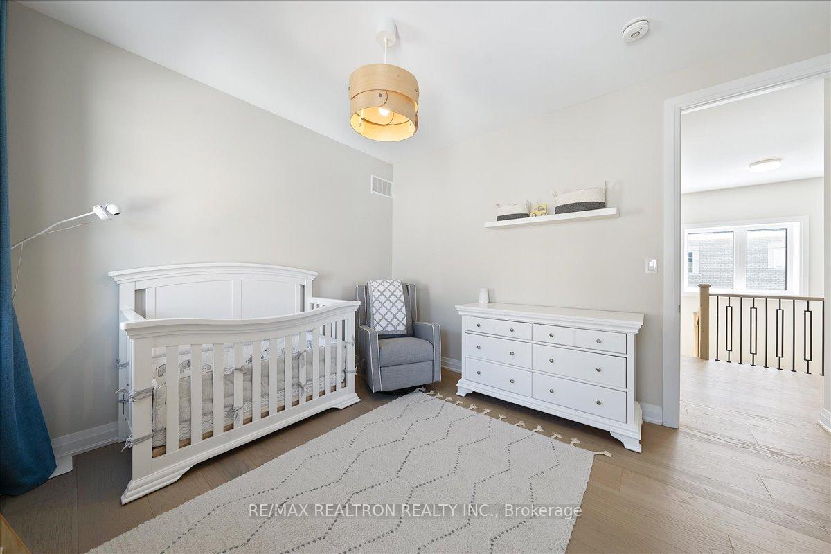Photo 38 of 7 Maple Fields Circle, Aurora, Aurora Estates — HOMEH