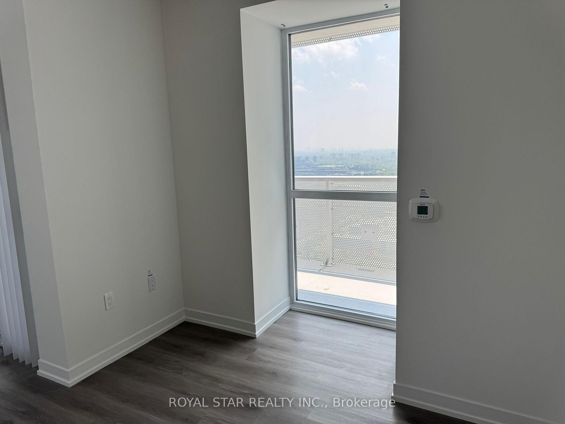 Photo 8 of Unit 4302, 225 Commerce Street, Vaughan, Vaughan Corporate Centre — HOMEH