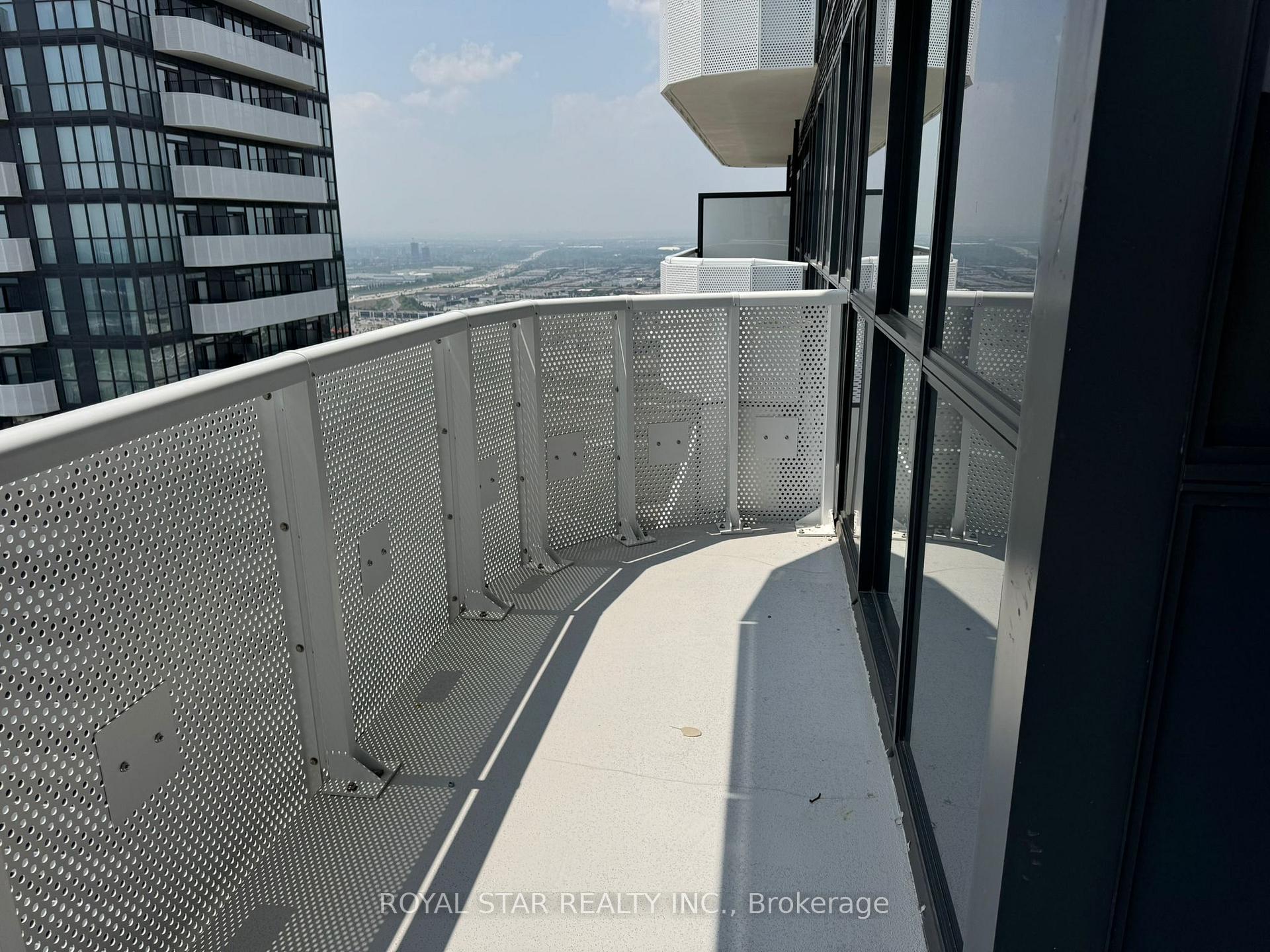 Photo 12 of Unit 4302, 225 Commerce Street, Vaughan, Vaughan Corporate Centre — HOMEH
