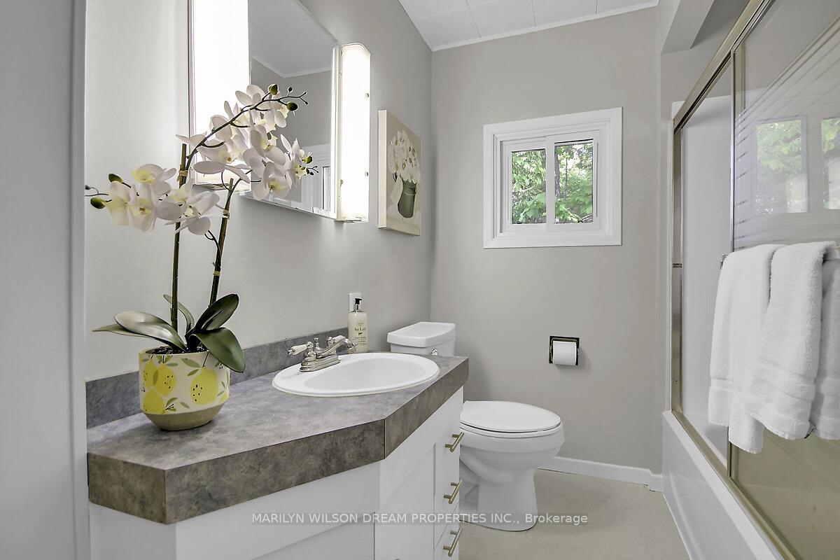 Photo 23 of 67 Meadow Lane, Frontenac, Frontenac South — HOMEH
