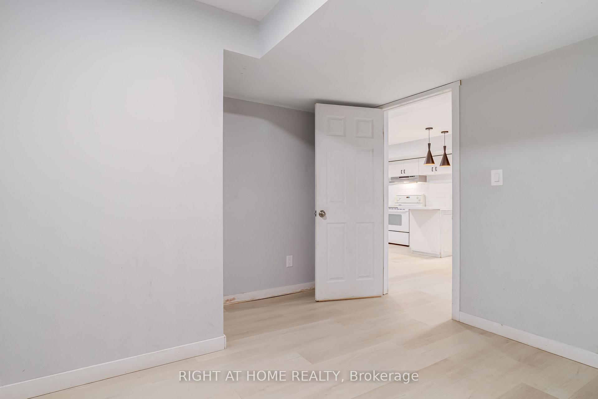 Photo 38 of 71 Cittadella Boulevard, Hamilton, Rural Glanbrook — HOMEH
