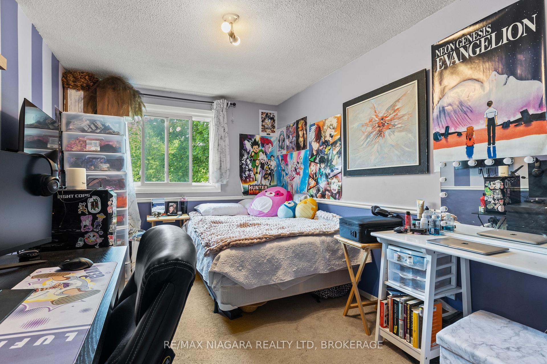 Photo 25 of 41 Allan Drive, St. Catharines, Fairview — HOMEH
