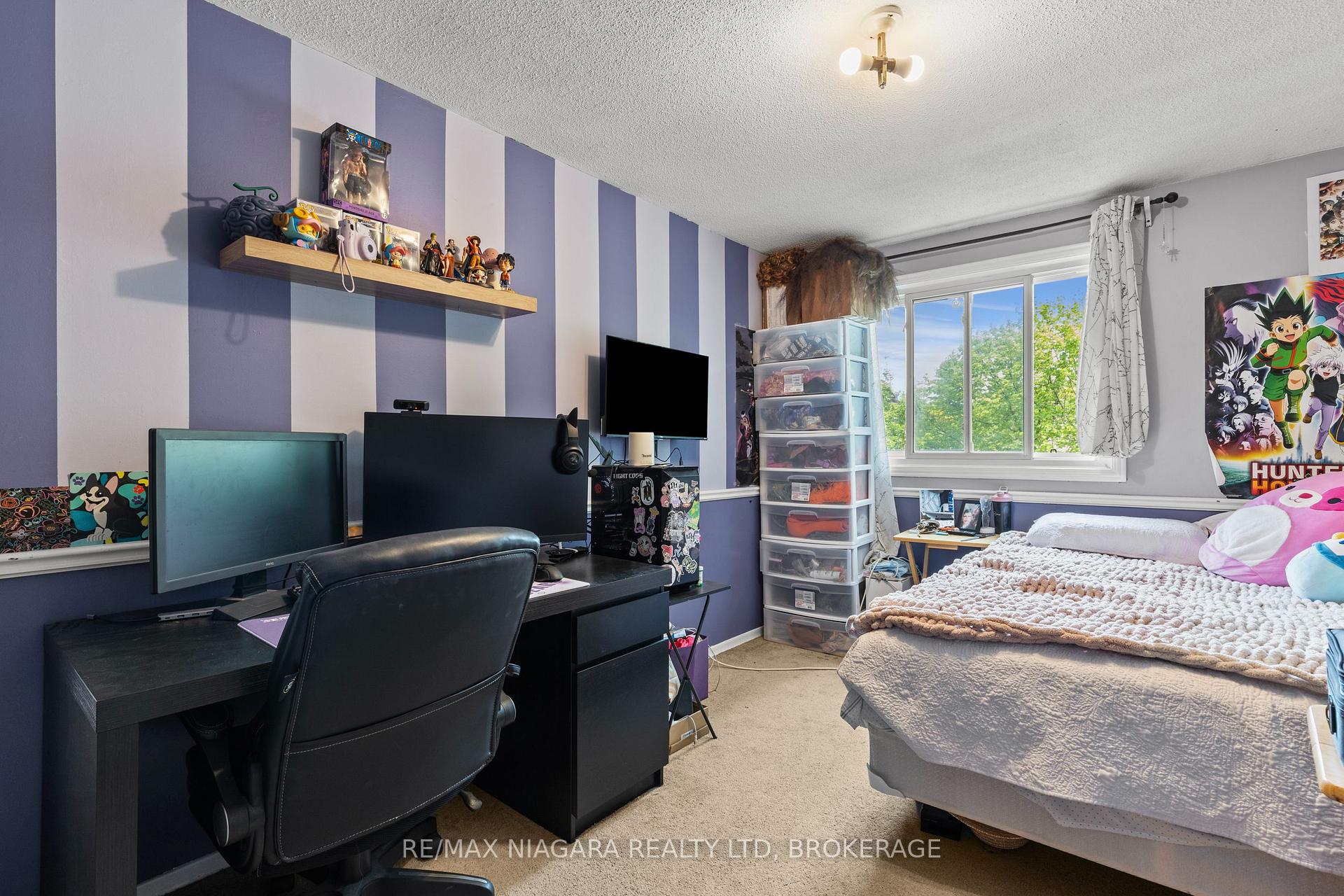 Photo 26 of 41 Allan Drive, St. Catharines, Fairview — HOMEH
