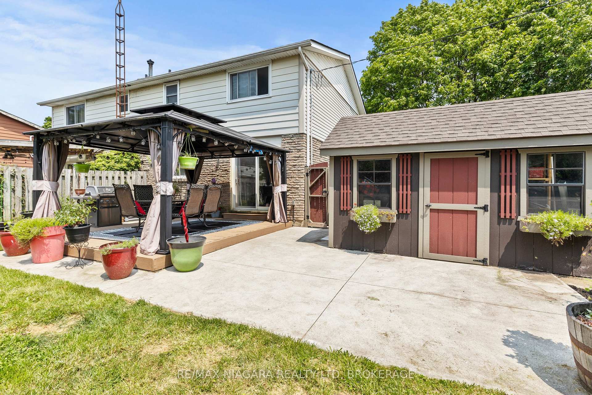 Photo 36 of 41 Allan Drive, St. Catharines, Fairview — HOMEH