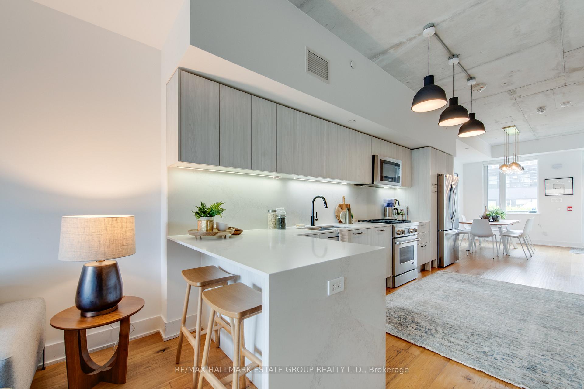 Photo 11 of 673 Kingston Road, Toronto, The Beaches — HOMEH