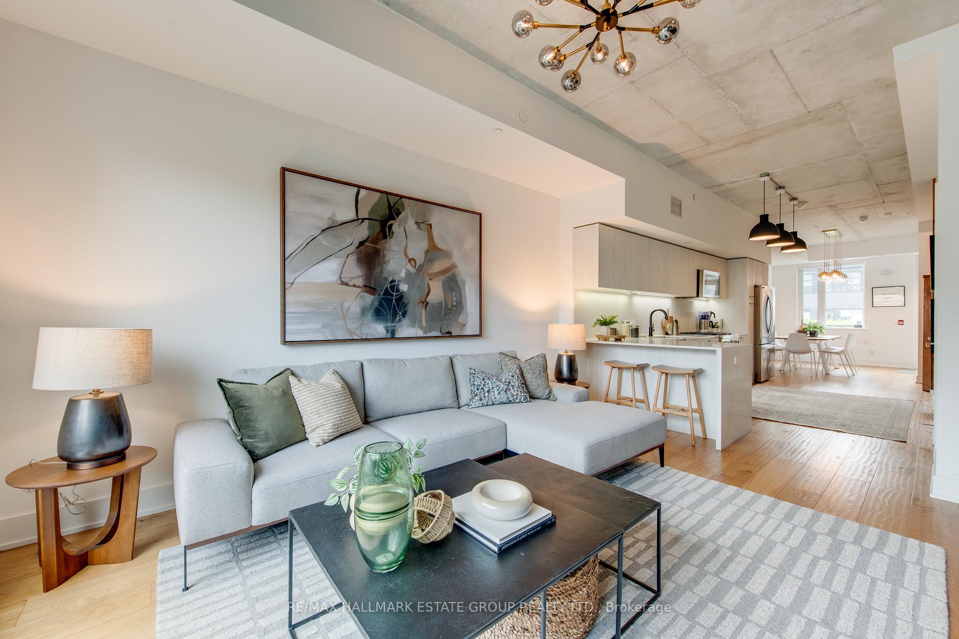 Photo 12 of 673 Kingston Road, Toronto, The Beaches — HOMEH