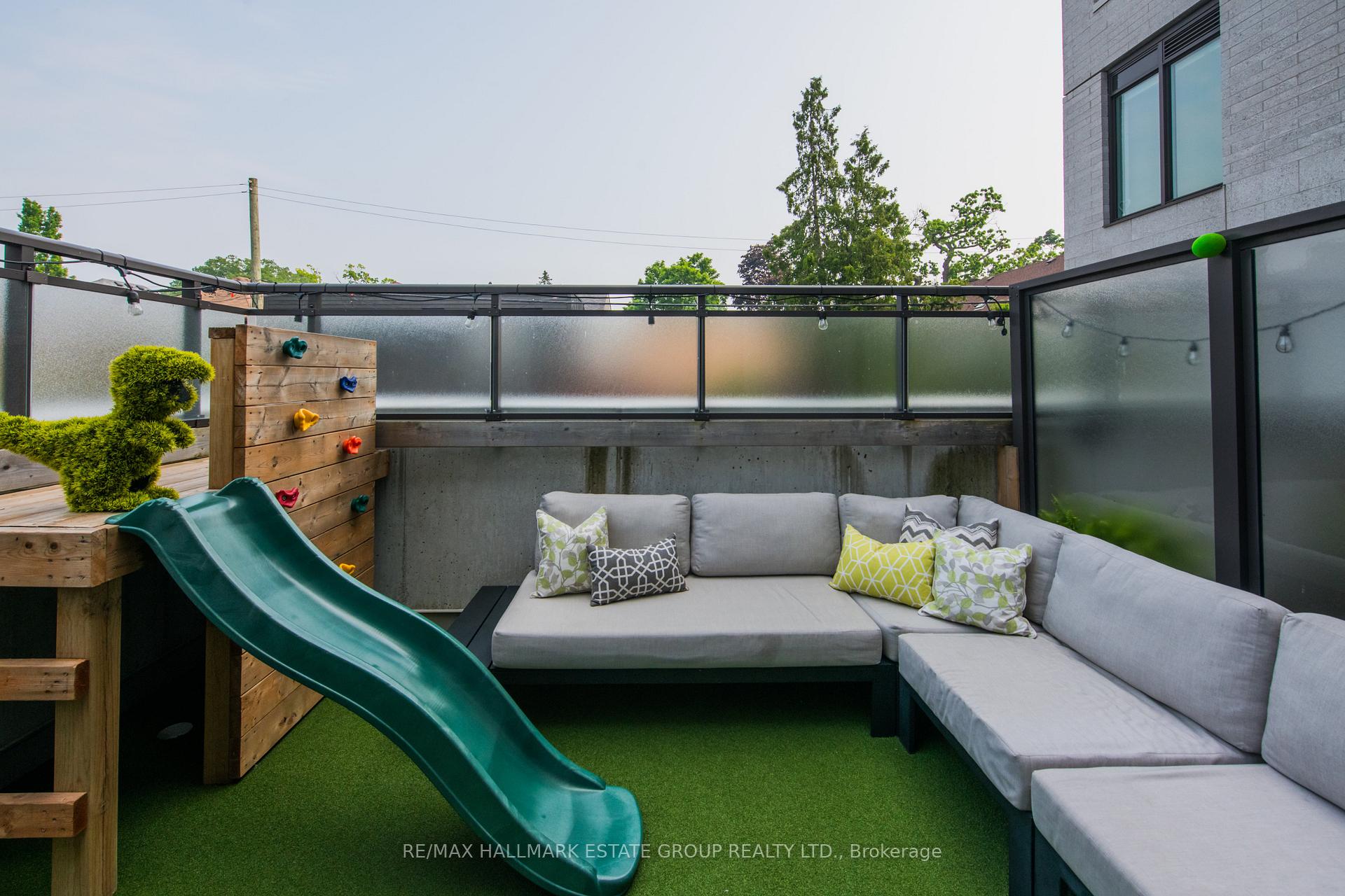 Photo 17 of 673 Kingston Road, Toronto, The Beaches — HOMEH