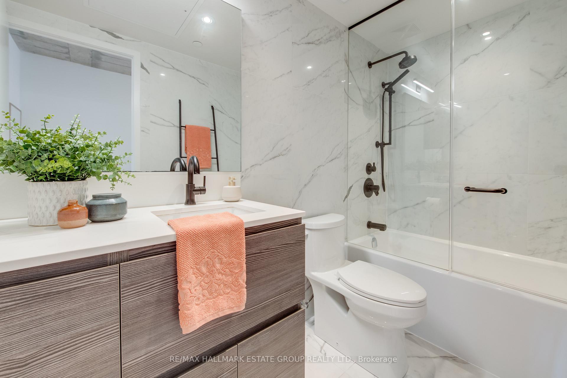 Photo 32 of 673 Kingston Road, Toronto, The Beaches — HOMEH