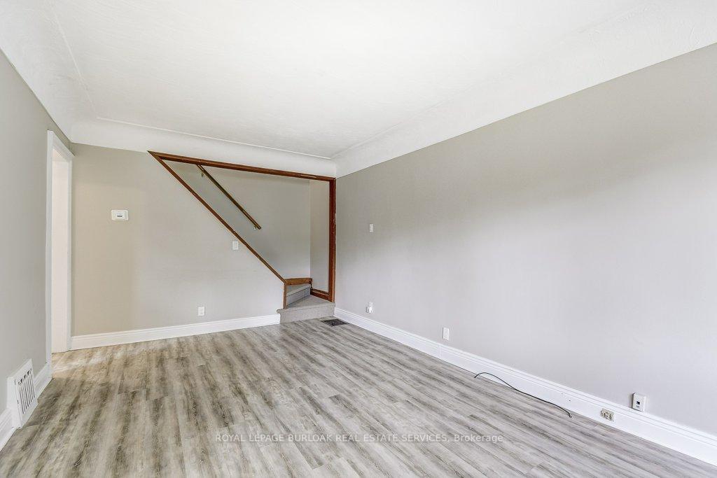 Photo 5 of 15 Glenmount Avenue, Hamilton, Ainslie Wood — HOMEH