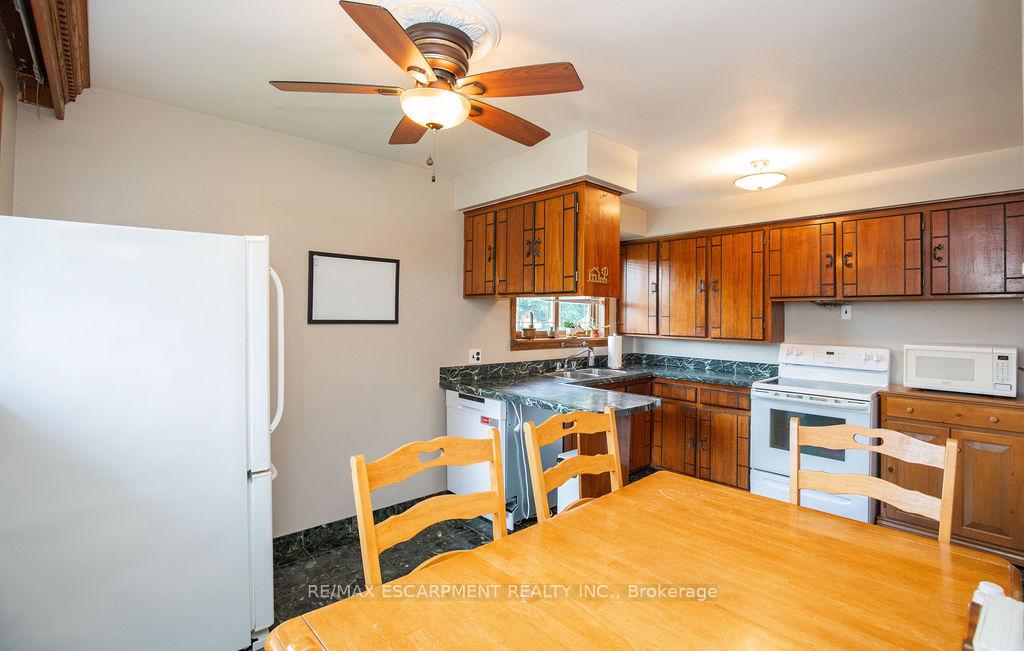 Photo 6 of 607 7th Avenue, Hamilton, Macassa — HOMEH