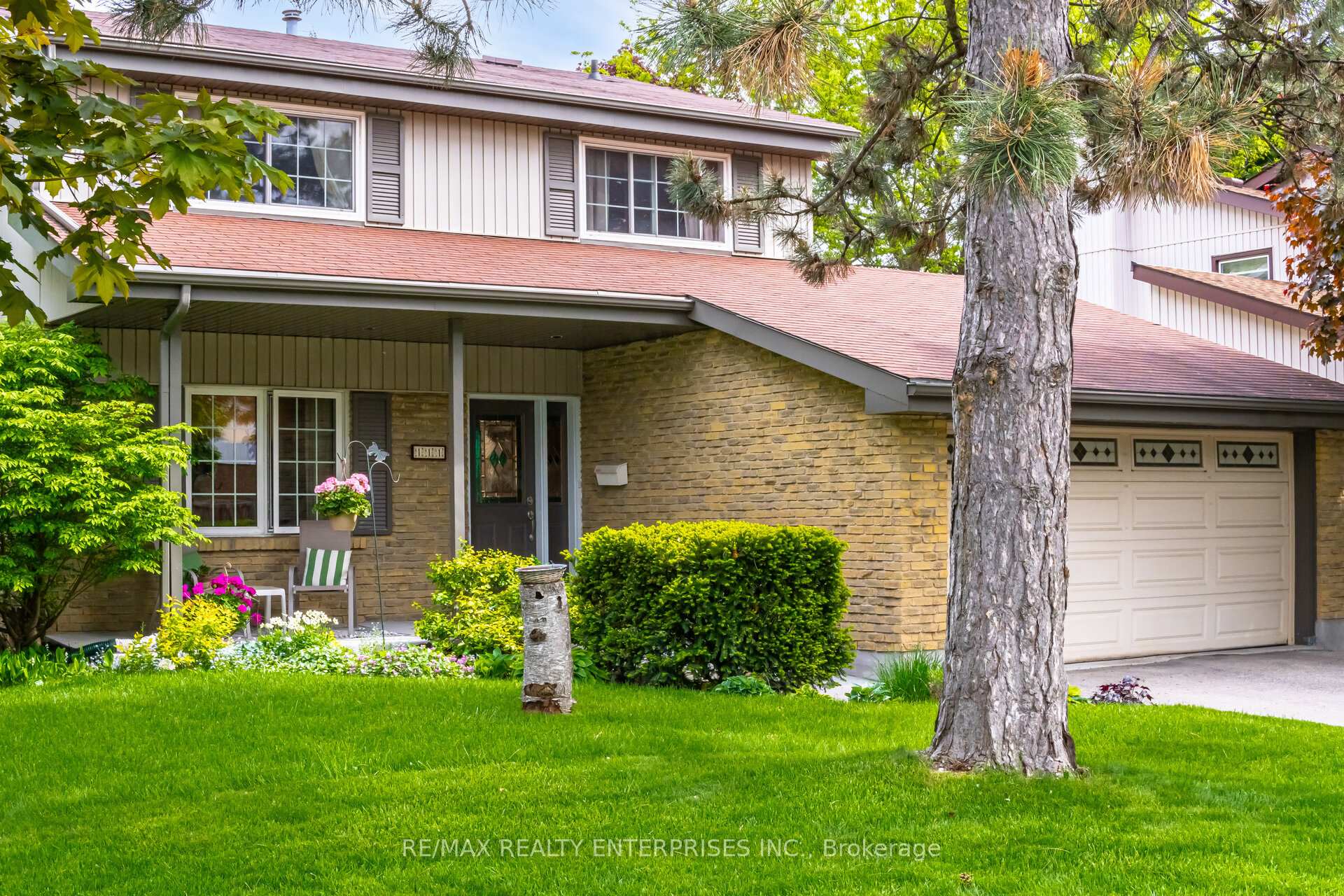 Photo 21 of 111 Somerset Drive, Brampton, Heart Lake West — HOMEH