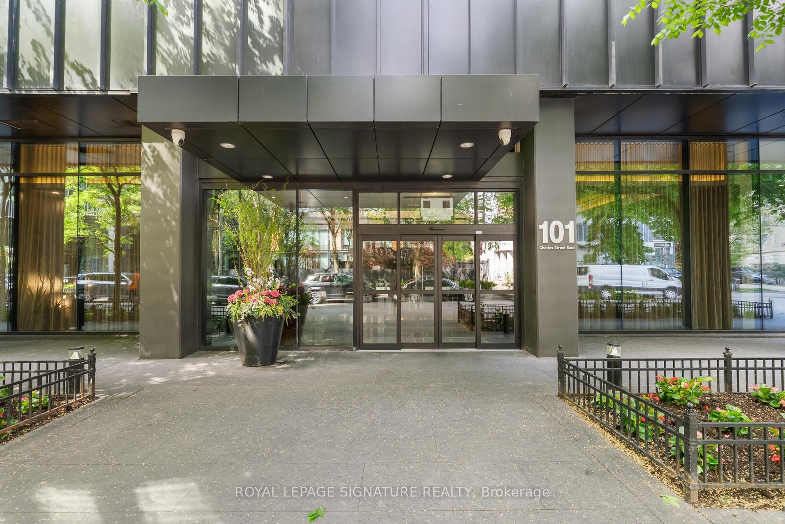 Photo 23 of Unit 2803, 101 Charles Street E, Toronto, Church-Yonge Corridor — HOMEH