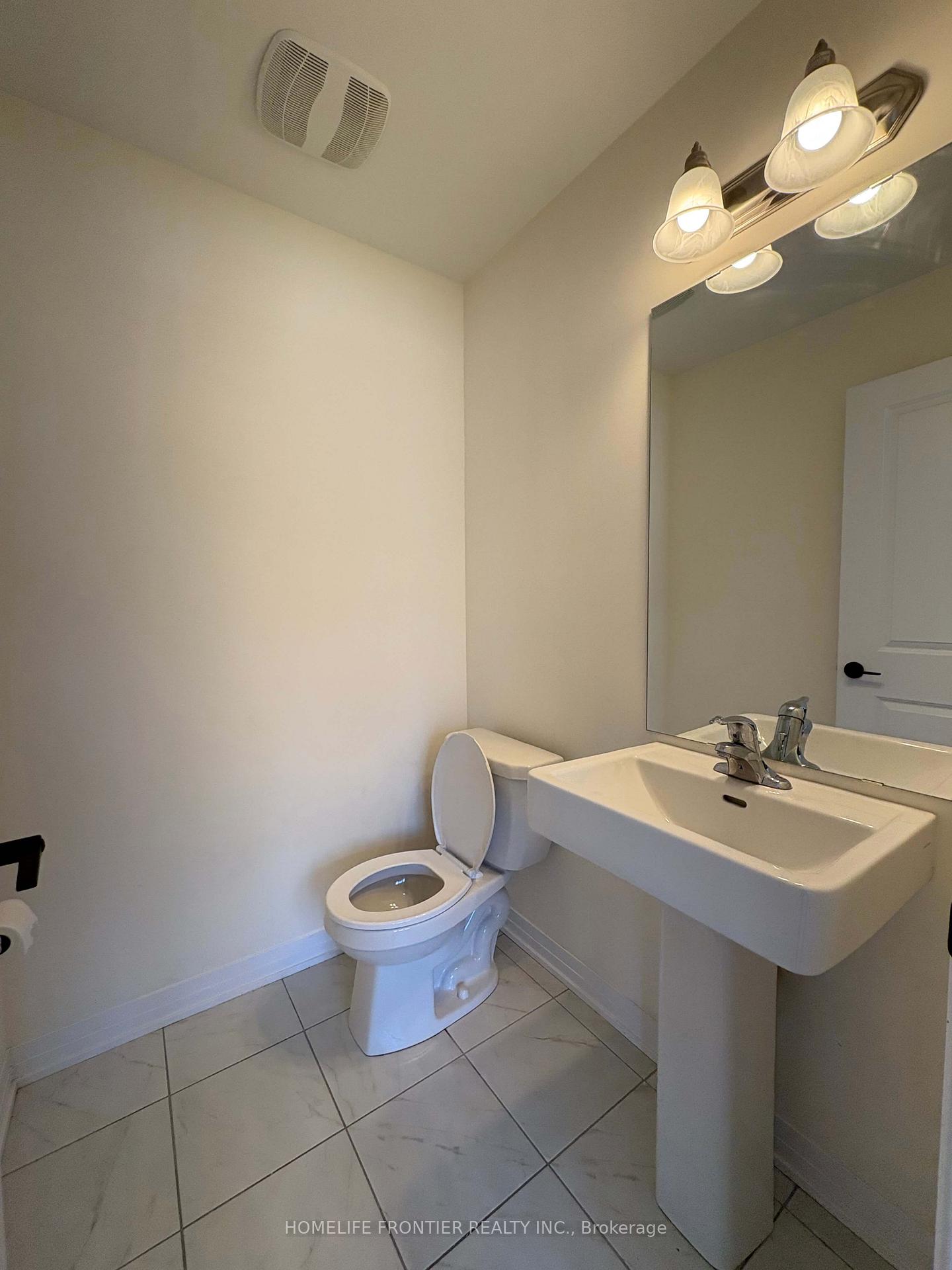 Photo 7 of 118 De La Roche Drive, Vaughan, Vellore Village — HOMEH