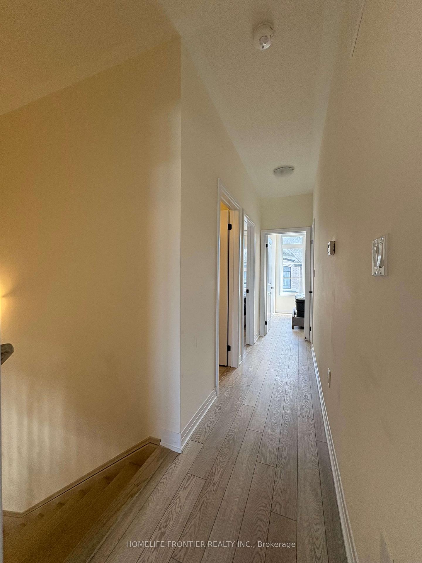 Photo 50 of 118 De La Roche Drive, Vaughan, Vellore Village — HOMEH