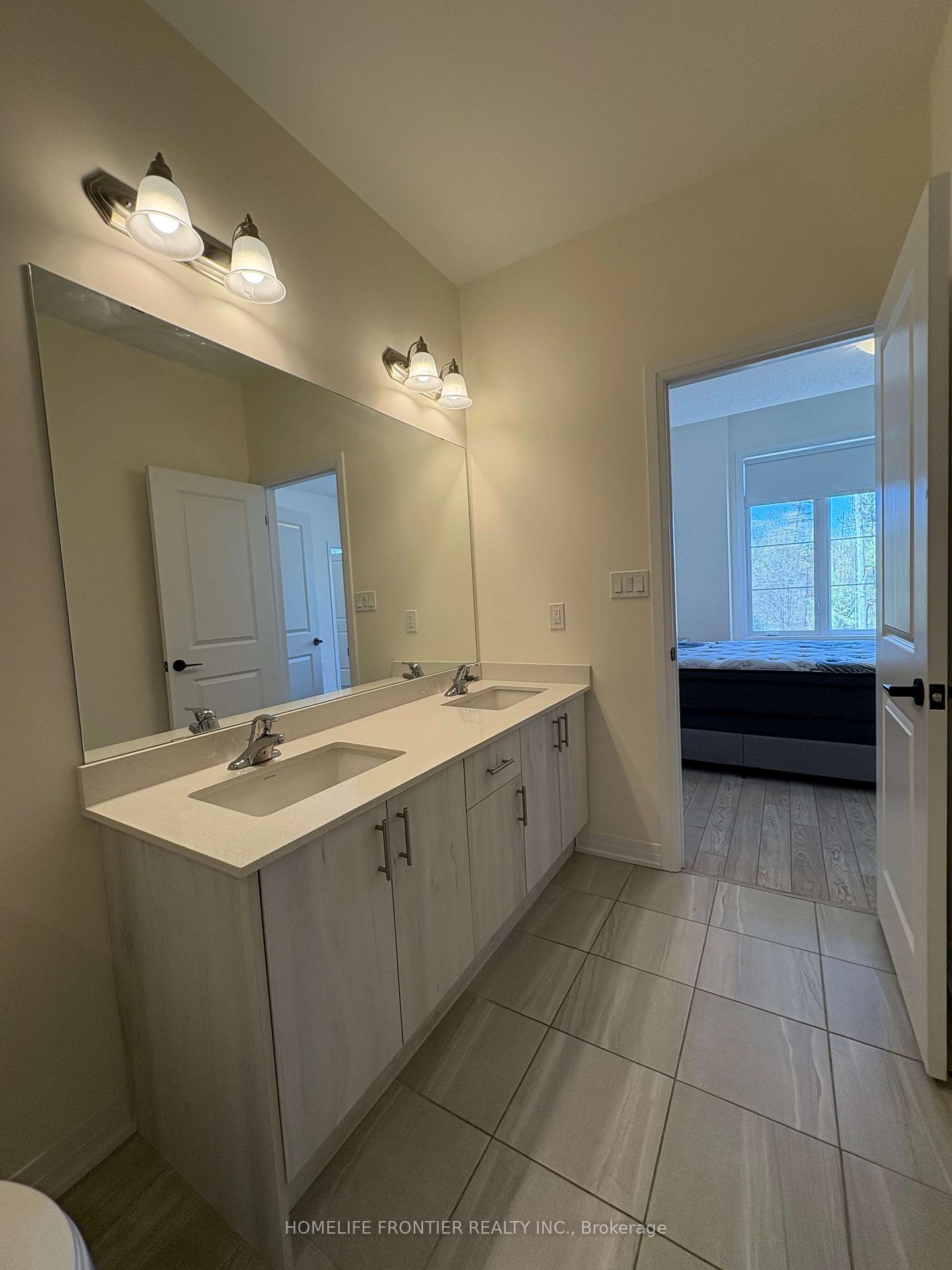 Photo 71 of 118 De La Roche Drive, Vaughan, Vellore Village — HOMEH