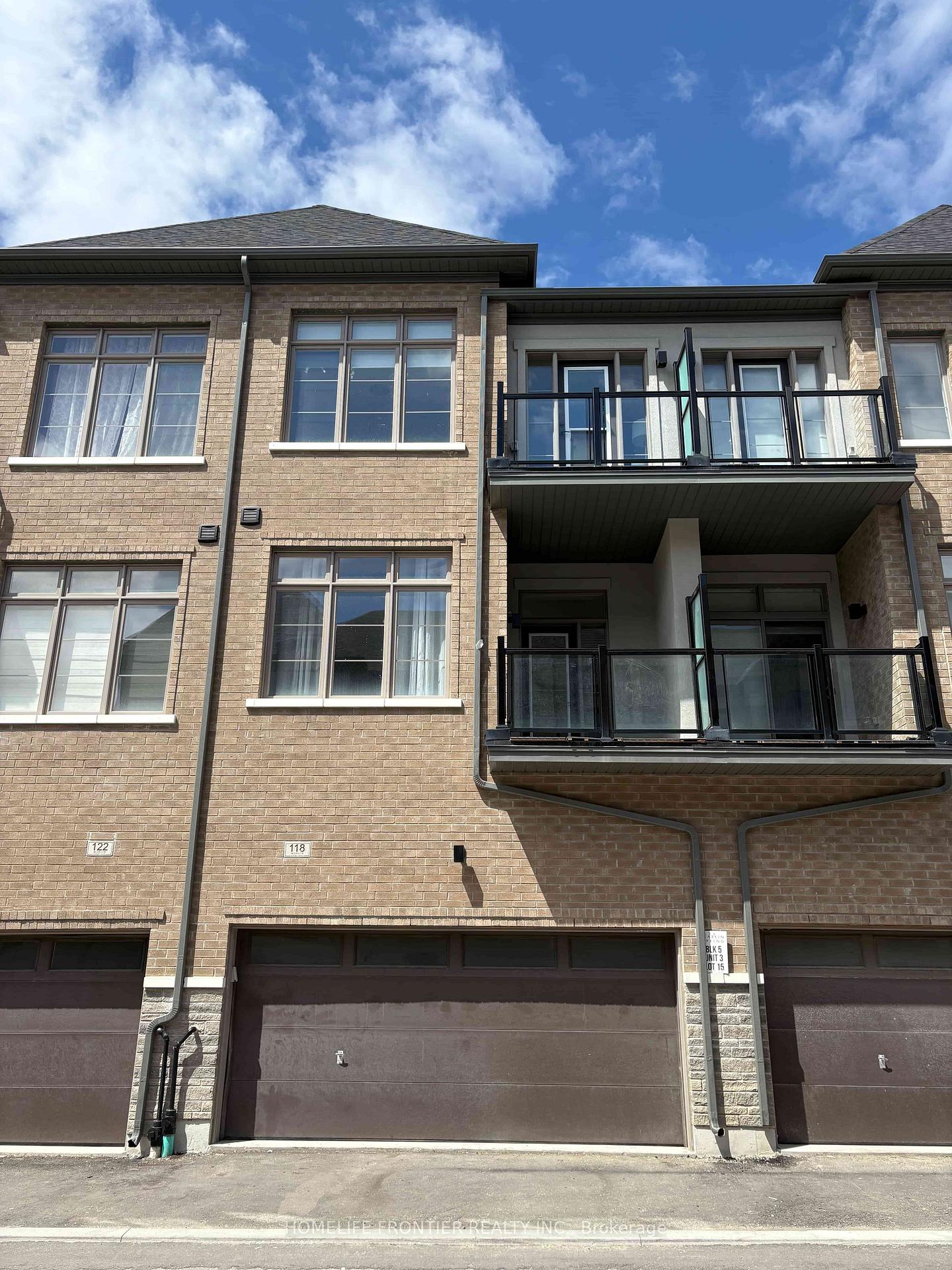 Photo 89 of 118 De La Roche Drive, Vaughan, Vellore Village — HOMEH