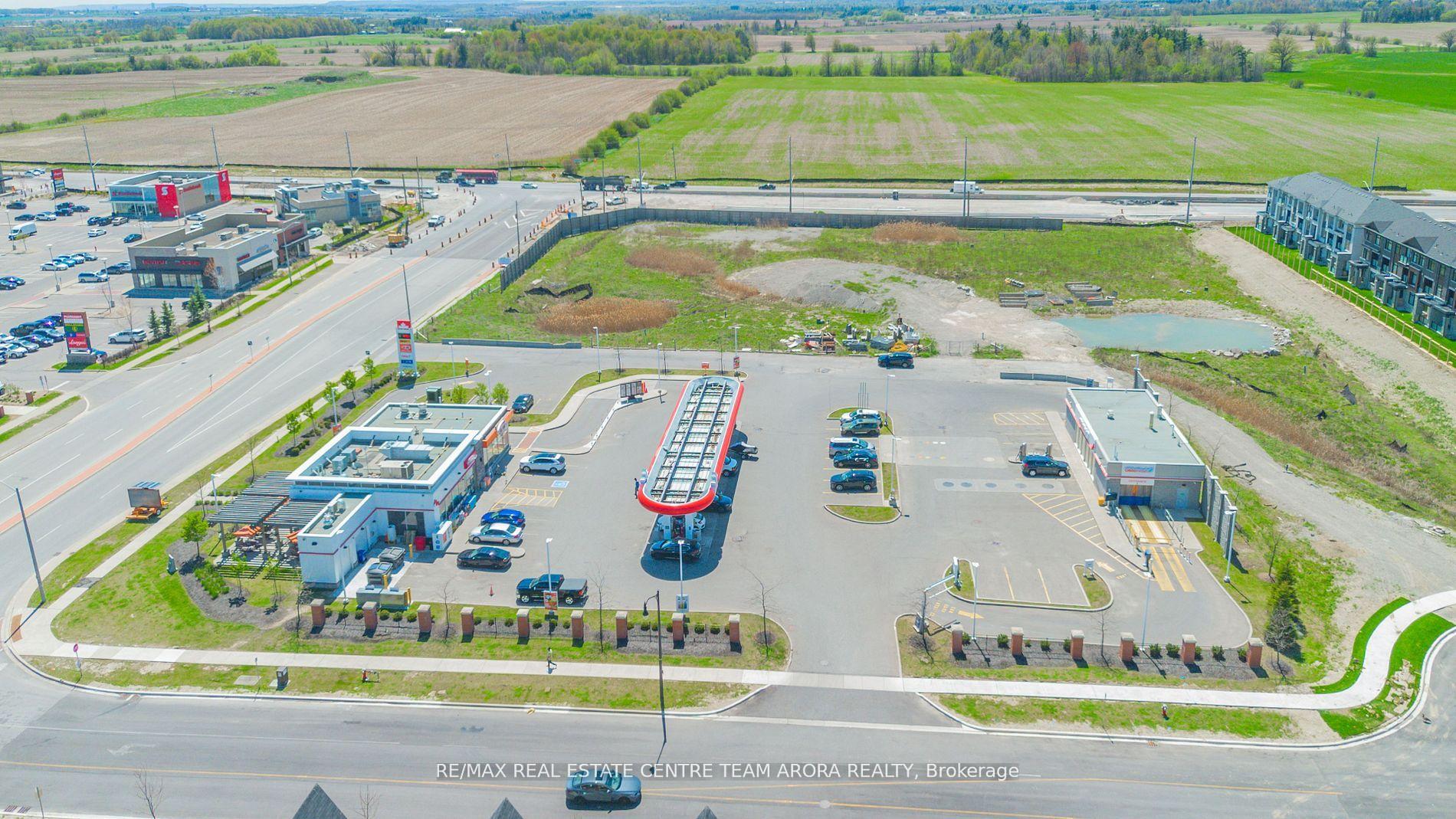 Photo 15 of Unit 20, 200 Veterans Drive, Brampton, Northwest Brampton — HOMEH