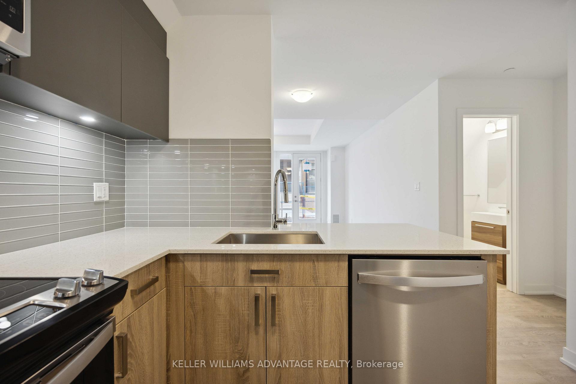 Photo 58 of Unit 16, 88 Turtle Island Road, Toronto, Englemount-Lawrence — HOMEH