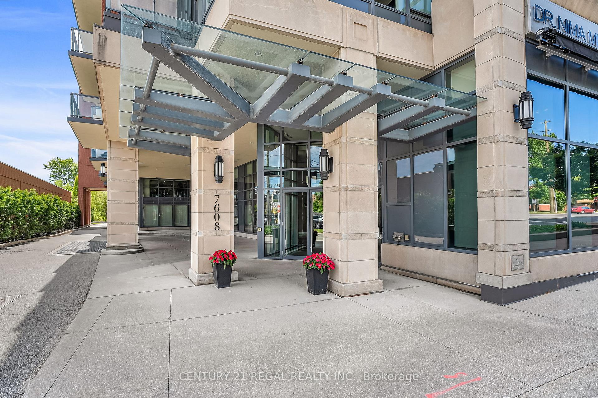 Photo 3 of Unit PH10, 7608 Yonge Street, Vaughan, Crestwood-Springfarm-Yorkhill — HOMEH