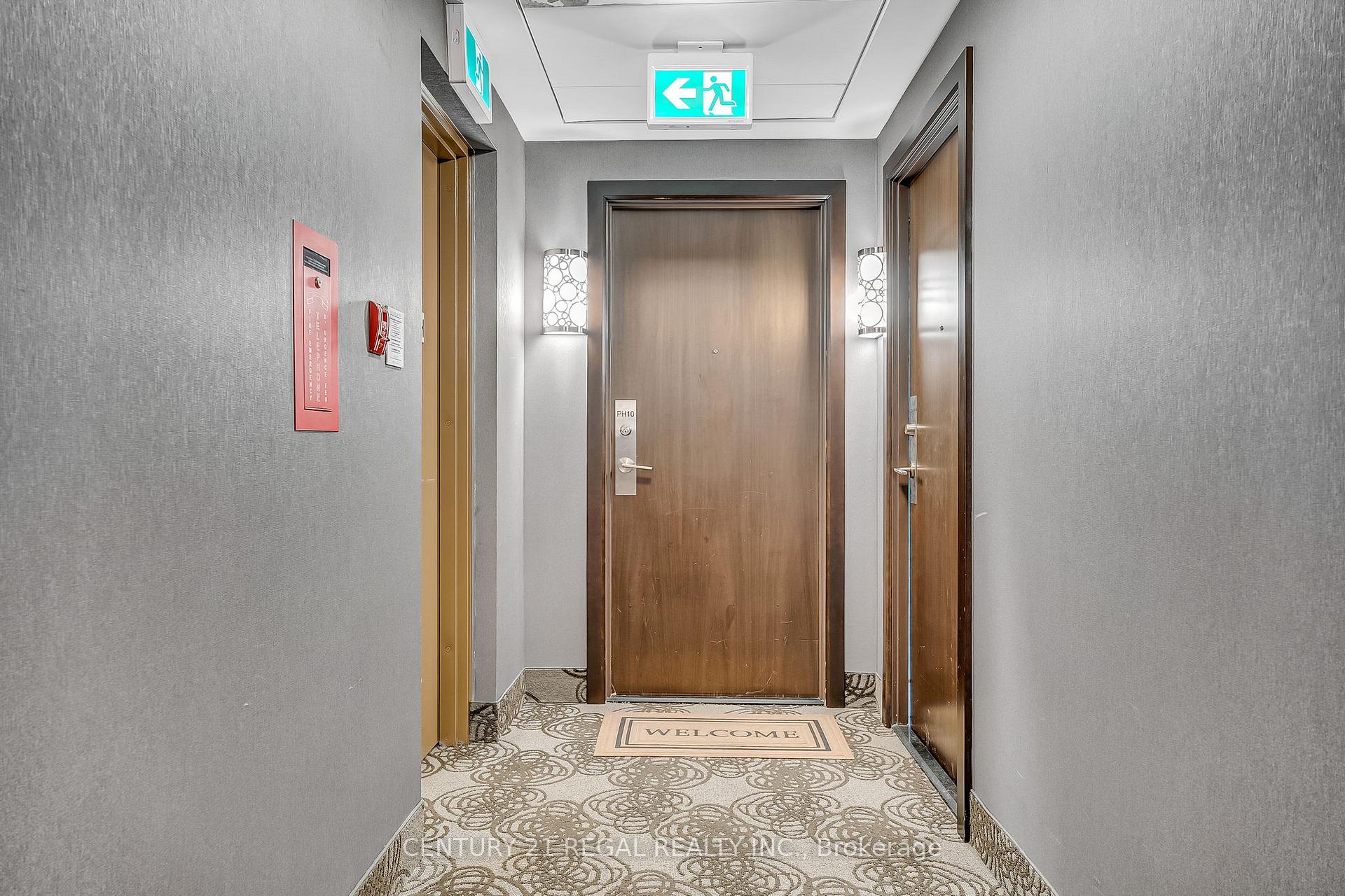 Photo 7 of Unit PH10, 7608 Yonge Street, Vaughan, Crestwood-Springfarm-Yorkhill — HOMEH