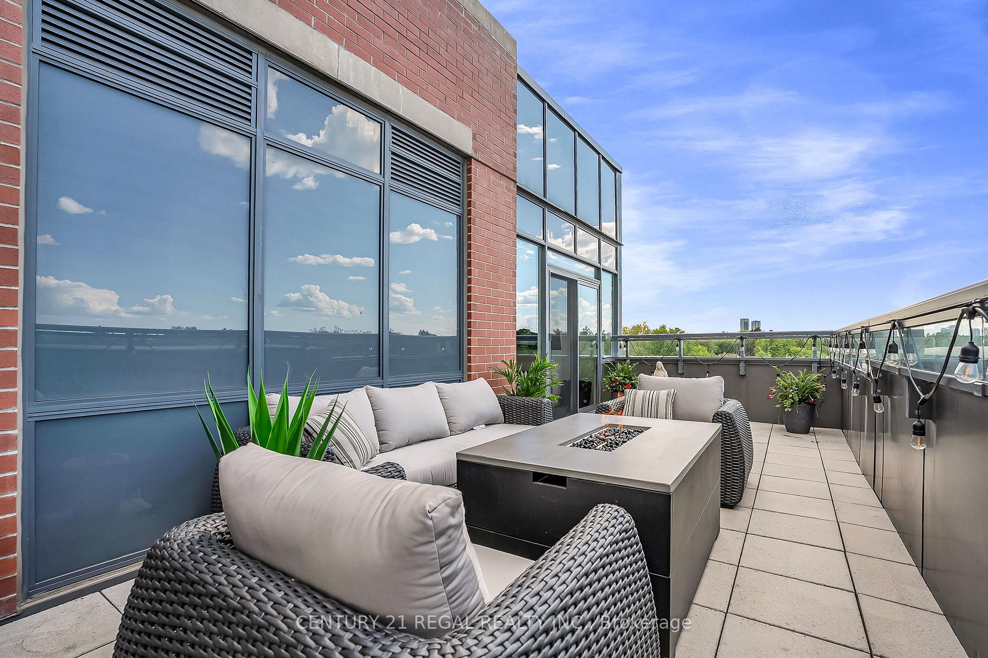 Photo 56 of Unit PH10, 7608 Yonge Street, Vaughan, Crestwood-Springfarm-Yorkhill — HOMEH
