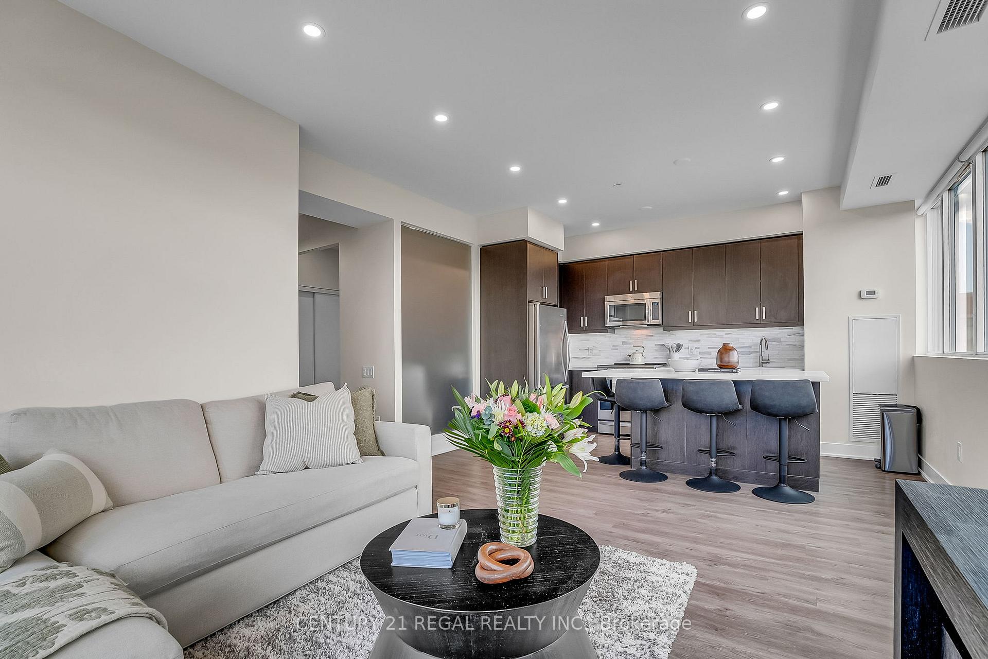 Photo 62 of Unit PH10, 7608 Yonge Street, Vaughan, Crestwood-Springfarm-Yorkhill — HOMEH