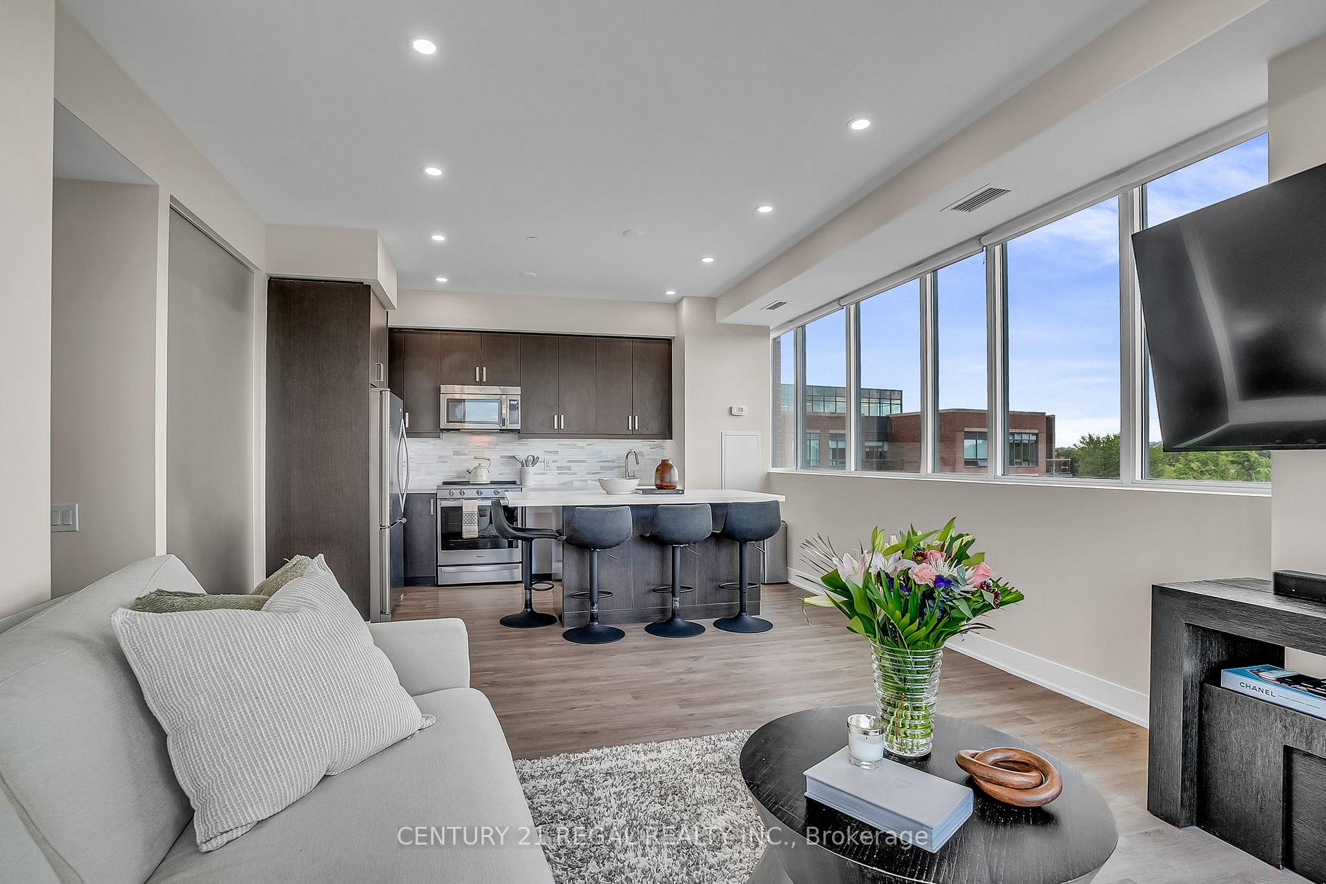 Photo 63 of Unit PH10, 7608 Yonge Street, Vaughan, Crestwood-Springfarm-Yorkhill — HOMEH