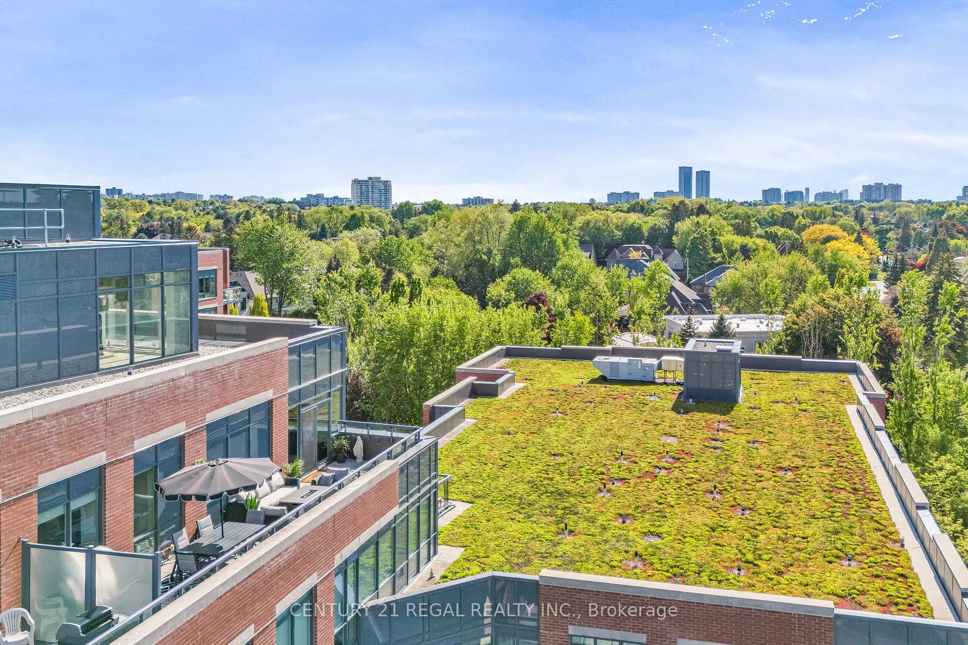 Photo 91 of Unit PH10, 7608 Yonge Street, Vaughan, Crestwood-Springfarm-Yorkhill — HOMEH
