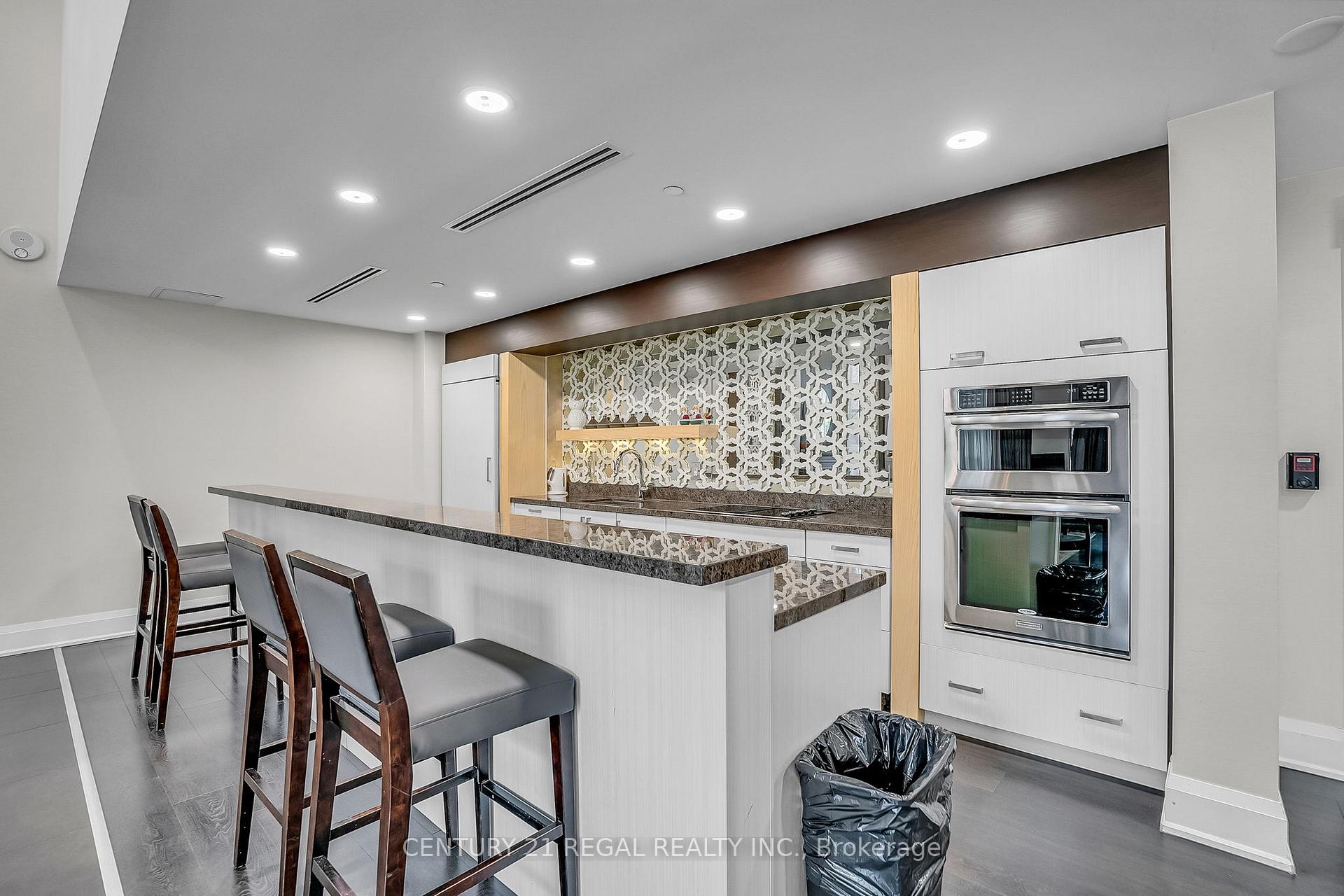 Photo 93 of Unit PH10, 7608 Yonge Street, Vaughan, Crestwood-Springfarm-Yorkhill — HOMEH