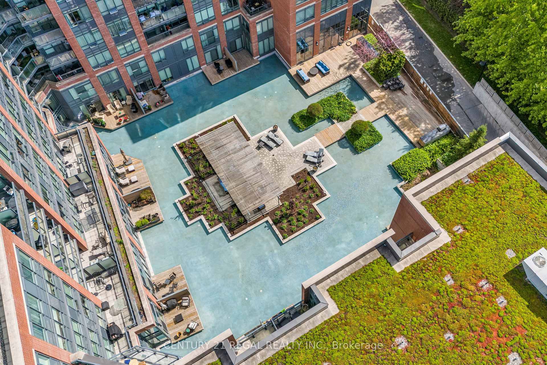 Photo 95 of Unit PH10, 7608 Yonge Street, Vaughan, Crestwood-Springfarm-Yorkhill — HOMEH